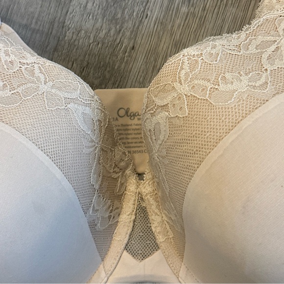 Olga Warner's NWT Cloud 9 Light Lift Flexible Fit underwire Bra 38DD - Picture 2 of 5